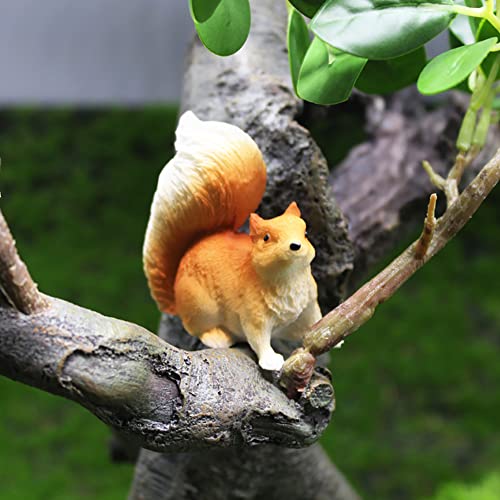 4pcs Squirrel Figures Animal Toy Cake Toppers, Fairy Garden Miniature Squirrel Figurines Collection Playset for Christmas Birthday Gift Desk Decorations