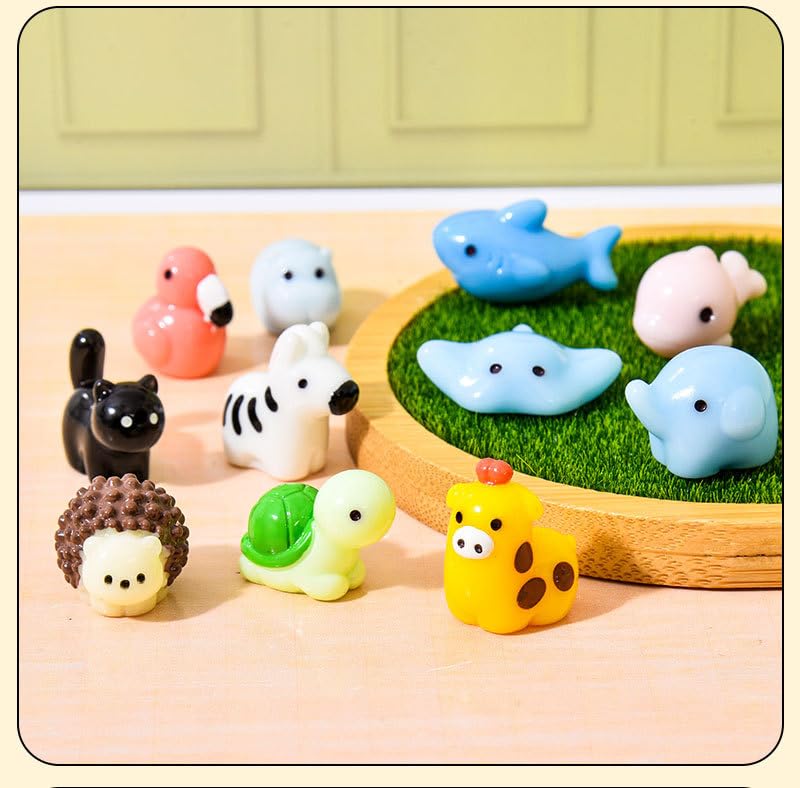44PCS Mini Resin Animals Variety Pack 22 Style Tiny Resin Animal Figurines - color: Fixed Color Ctyle-d
