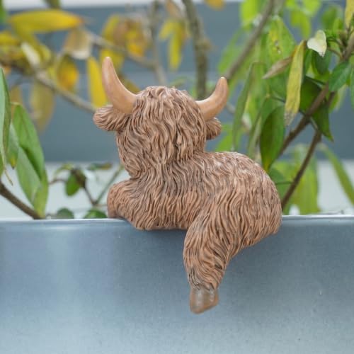 Highland Cow Statue with Red Wine Plant Pot Hugger - style: Cow Wine