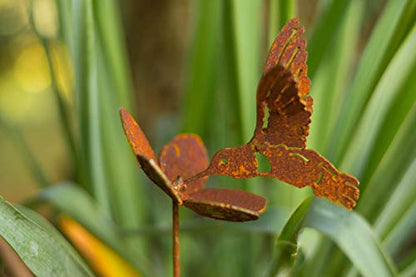Hummingbird and Flower Garden Stake | Steel Construction with Real Rust Finish | Made in USA