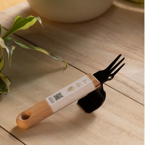 Wazakura Japanese Weeding Fork – Dual Prong Root Remover Tool for Dandelions & Thistles – Deep Root Extractor with Comfortable Wooden Handle – Durable Steel Garden Tool, Made in Japan