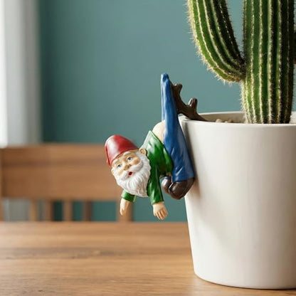 Gnome Statue Gnome Figurine Plant Pot Hugger - style: Gnome