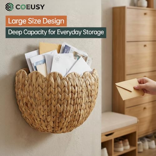 Coeusy Scalloped Wicker Wall Basket, Boho Hanging Basket for Home Decor