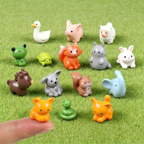 Sibba 30 Pcs Mini Forest Animals Figurines, Mini Resin Animal Miniature