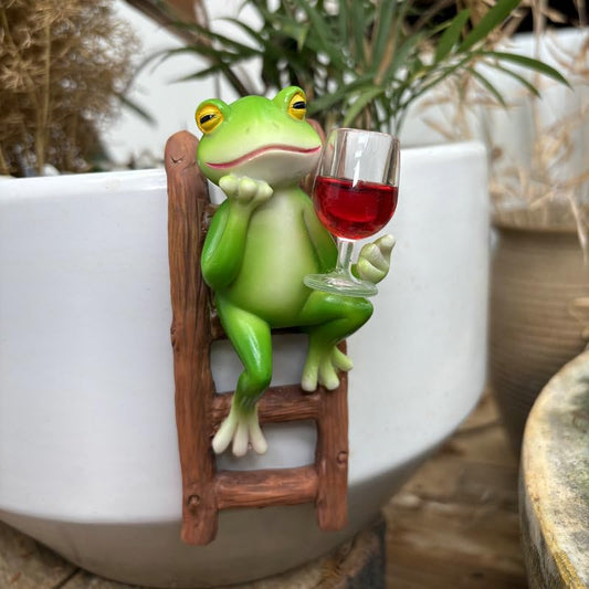 Cute Climbing Animal Flower Pot Huggers, Animal Figurines Plant Decorations for Pots, Resin Flower Pot Decorations, Fairy Garden Accessories, Fish Tank Planter Edge Craft Decor (Wine Frog) - color: Wine Frog