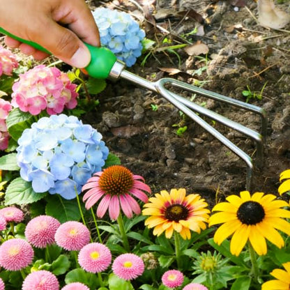 Garden Rake Tiller Tool - 3 Prong Hand Claw for Loosening and Aerating Soil