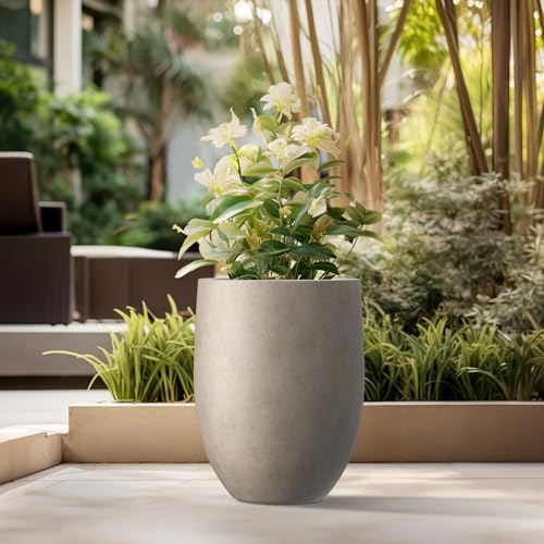 Kante Tall Concrete Planter, 21.7" Modern Floor Pot for Plants - color: Weathered Concrete