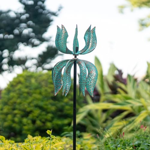Viveta Wind Spinners Outdoor-360° Rotating Garden Spinner - color: Green-b