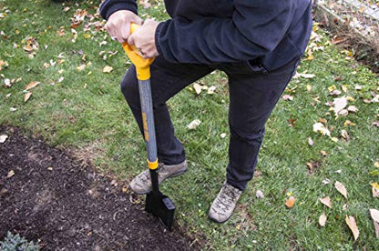 True Temper 2540800 Border Spade with Hardwood Handle and D-Grip