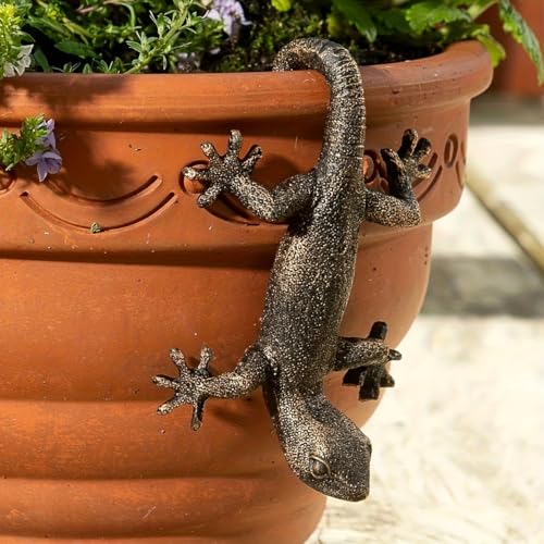 Bronze Gecko Wall Hanging, Cartoon Style Resin Animal Statue for Outdoor Garden and Patio Decor, Weather Resistant Yard Art