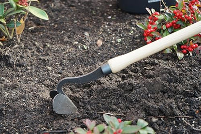 DeWit Drop Grip Hand Plow – Dutch Garden Tool, Ash Wood Handle, Dual Bulb Grip, 22.4" Length, Mini Furrow Opener for Raised Beds & Soil Cultivation