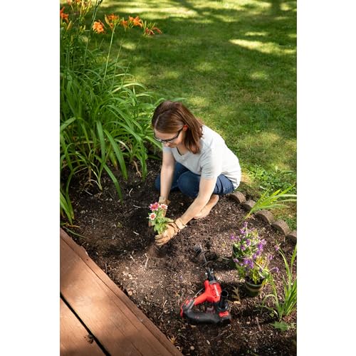 CRAFTSMAN V20* Cordless Multi-Use Garden Tool Kit (1.5Ah) (CMCA320C1)