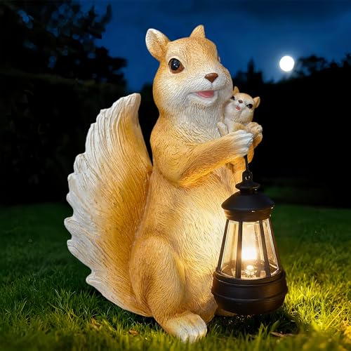 Solar Squirrel Statue with Lantern, Cute Resin Animal Garden Decor - color: Yellow Squirrel Statue