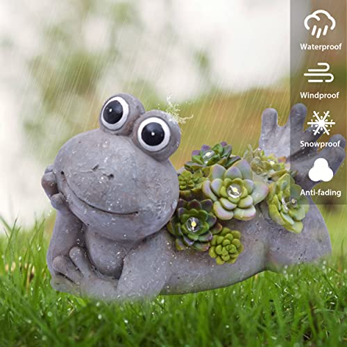 TERESA'S COLLECTIONS Cute Frog Garden Decor with Solar Light 5.5" - size: Medium
