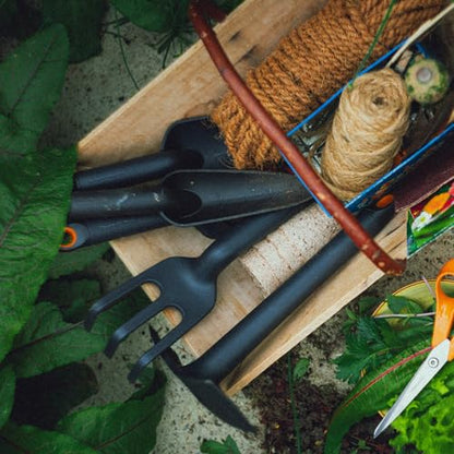 Fiskars Eco Trowel with Curved Spade, Ergonomic Garden Hand Tool - style: Eco Trowel