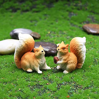 4pcs Squirrel Figures Animal Toy Cake Toppers, Fairy Garden Miniature Squirrel Figurines Collection Playset for Christmas Birthday Gift Desk Decorations